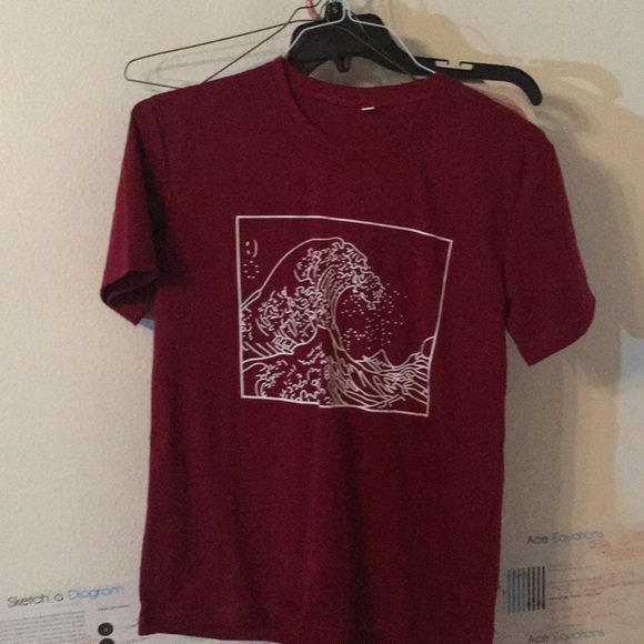 Tops - Women’s Wave Tee